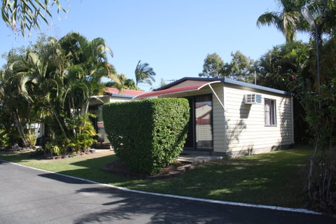 Sarina Palms Caravan Village - Tourism Caloundra 1