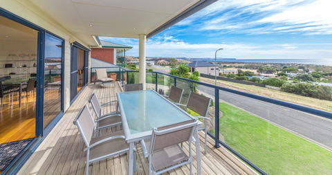 Serenity On Stacey - Tourism Caloundra 3