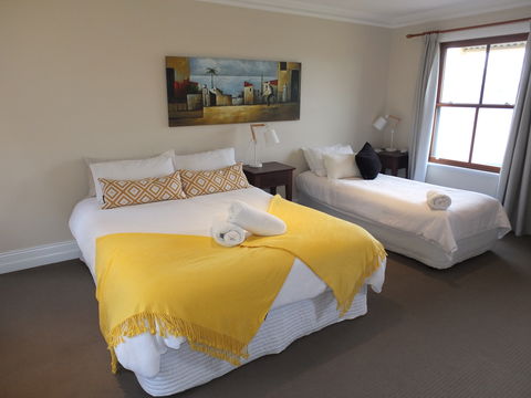 Southern Secrets - Tourism Caloundra 4