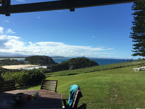 The View In Scotts Head - Tourism Caloundra 0