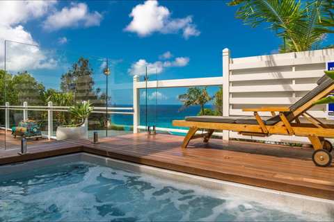 The Palms At Byron - Tourism Caloundra 9