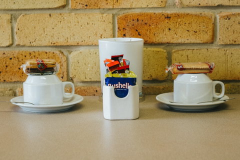 The Australian Hotel Motel - Tourism Caloundra 4