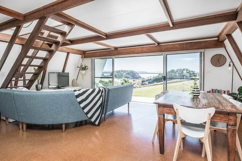 The A Frame - Tourism Caloundra 2