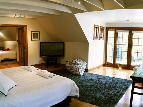 Thiele House Retreat - Tourism Caloundra 5