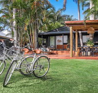 Three Salty Sisters - Tourism Caloundra