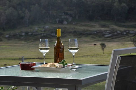 Valle Laguna - Tourism Caloundra 2
