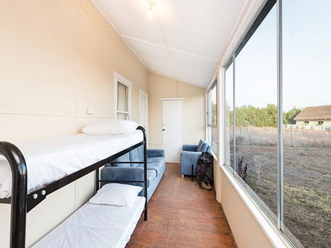 Willandra Cottage - Tourism Caloundra 3