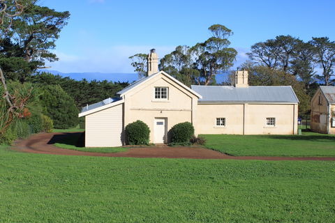 Woolmers Estate (Accommodation) - Tourism Caloundra 0