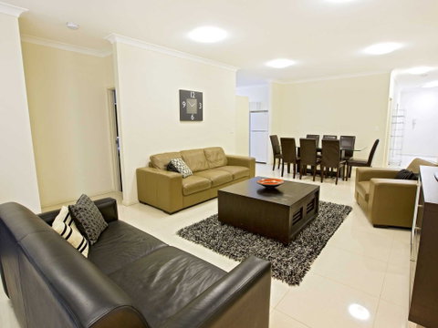 Astina Central Apartments - Tourism Caloundra 0