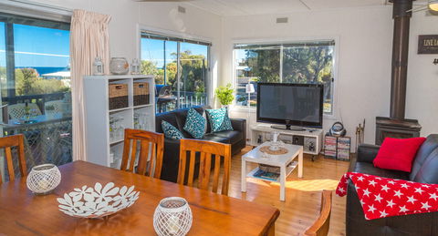 Carrickalinga SeaHaven - Tourism Caloundra 1