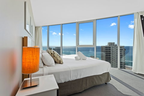 Holiday Holiday - H Residences Surfers Paradise - Tourism Caloundra 0