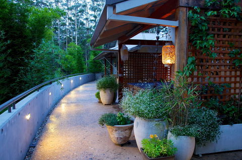 Jagundami Guest Retreat - Tourism Caloundra 0