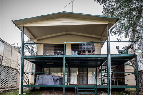 Page Drive Blanchetown  -River Shack Rentals - Tourism Caloundra 0