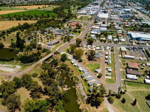 Paradise Tourist Park - Tourism Caloundra 0