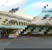 Parkes Hotel - Tourism Caloundra