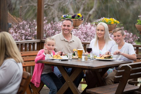 Peel Inn Nundle - Tourism Caloundra 2