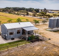 Redwing Farm Barn - Tourism Caloundra