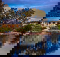 Stonewell Cottages and Vineyards - Tourism Caloundra