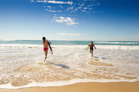 The Retreat Beach Houses - Tourism Caloundra 1