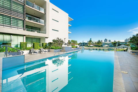 ULTIQA Freshwater Point Resort - Tourism Caloundra 0