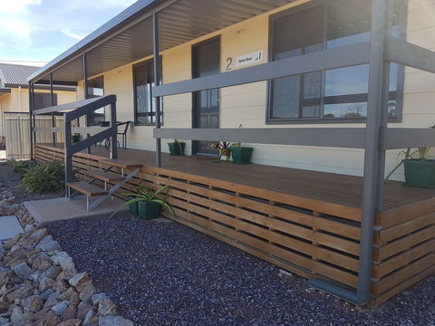 Wudinna Farm View - Tourism Caloundra 0