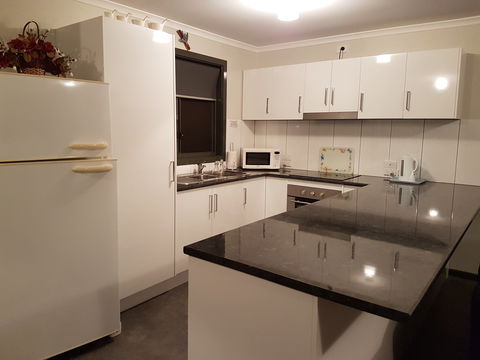 Wudinna Farm View - Tourism Caloundra 2