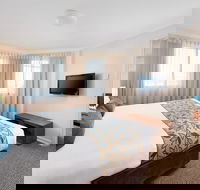 Broadwater Resort Como - Tourism Caloundra