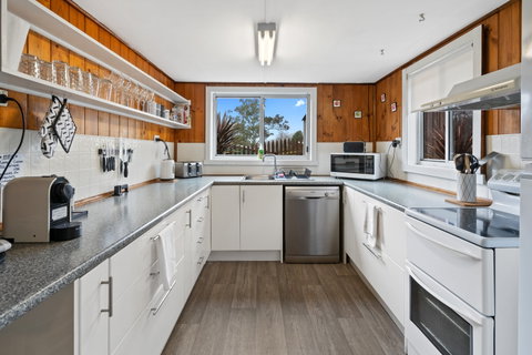 Derby Base - Tourism Caloundra 2