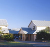 Dolphin Shores - Tourism Caloundra