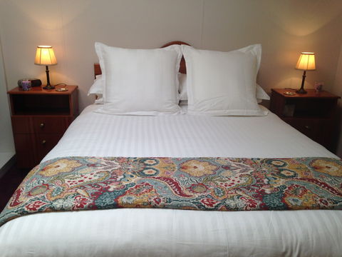 Ellie's Studio Apartment - Tourism Caloundra 0