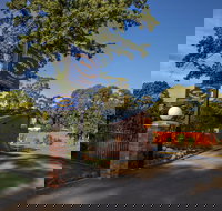 Golden Country Motel and Caravan Park - Tourism Caloundra