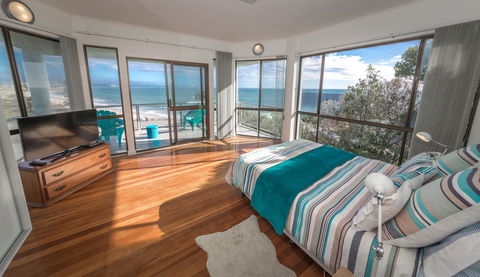 King Of North Bay - Tourism Caloundra 1