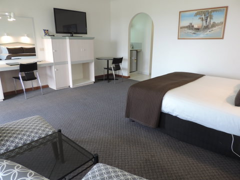 Lakes Resort Mount Gambier - Tourism Caloundra 2
