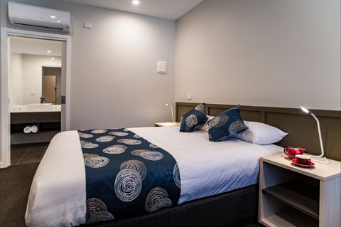 Leumeah Lodge - Tourism Caloundra 2