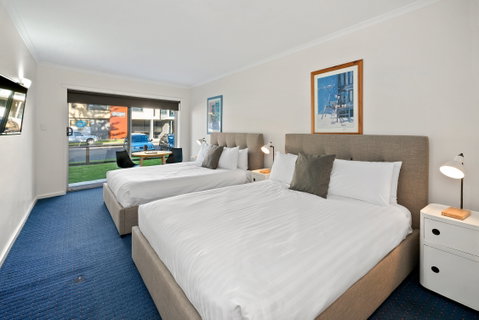 North Pier Hotel - Tourism Caloundra 2
