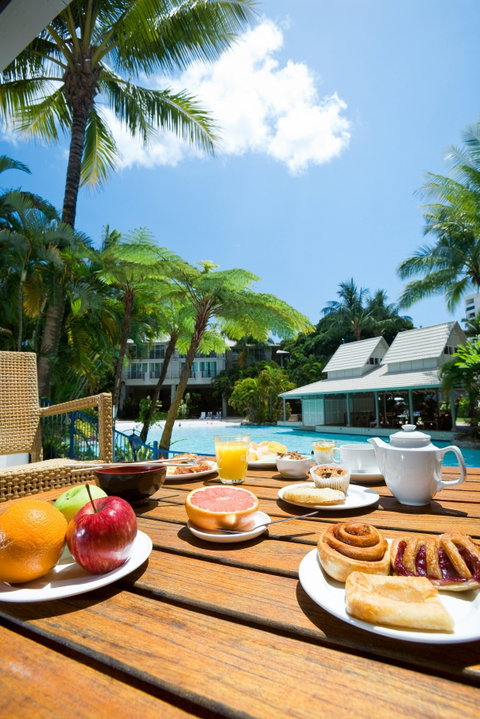 Novotel Cairns Oasis Resort - Tourism Caloundra 1