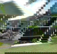 Queens Beach Tourist Village - Tourism Caloundra