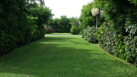 Queens Beach Tourist Village - Tourism Caloundra 1