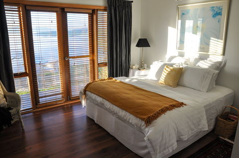 Riverview Lodge - Tourism Caloundra 1
