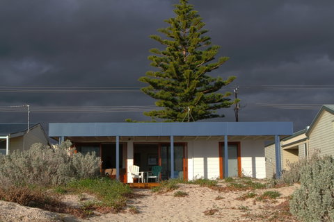Shackago - Tourism Caloundra 0