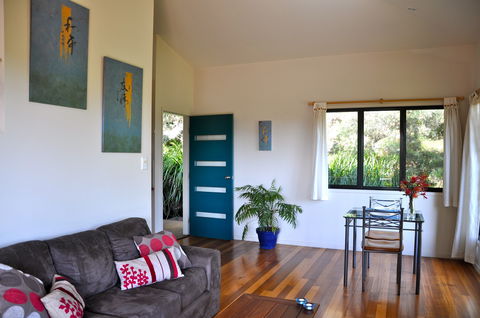 Tallaringa Views - Tourism Caloundra 0