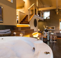 The Edge Villa - Hunter Valley Luxury Escape