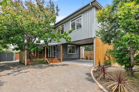 The Beach House Anglesea - Tourism Caloundra 0