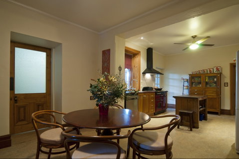 The Coffee Palace - Tourism Caloundra 1