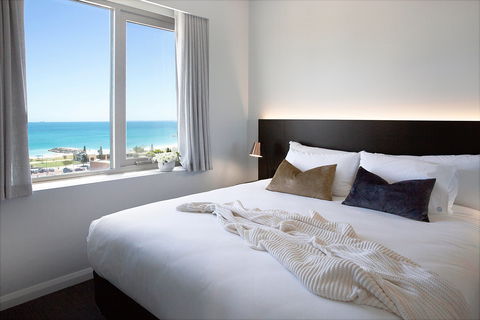 The Gerald Apartment Hotel - Tourism Caloundra 1