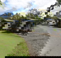 Tropicana Caravan Park Sarina - Tourism Caloundra