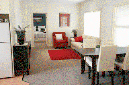 Off Mountain Accommodation - Tourism Caloundra 0