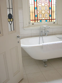 Durack House Bed & Breakfast - Tourism Caloundra 1