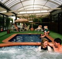 Elm Court Motel - Tourism Caloundra