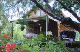 Bushy's Dream Cottages - Tourism Caloundra 1